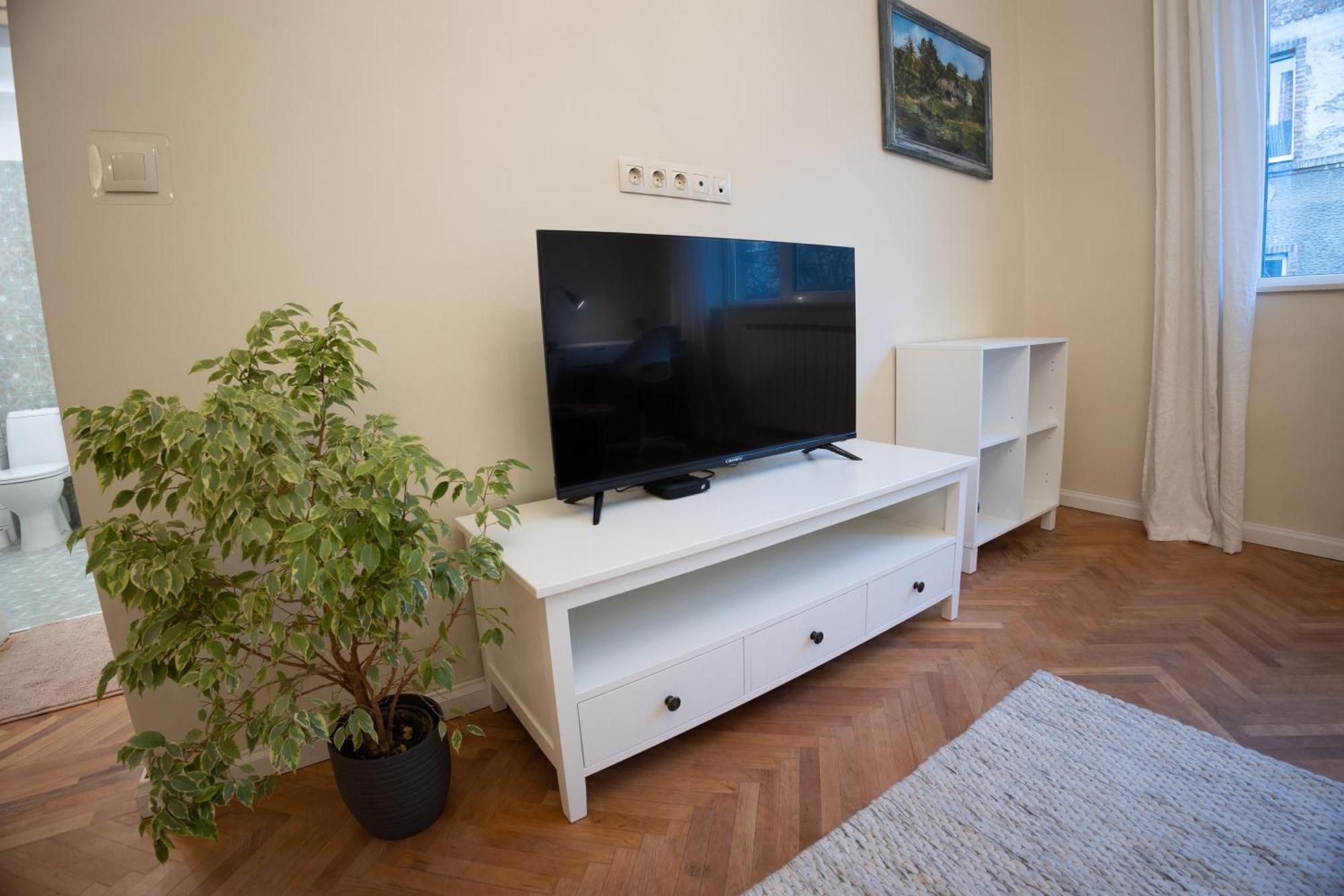 Planeta Dos Sonhos - Fast Wi-Fi, 1Bdr, Top Centre София Экстерьер фото