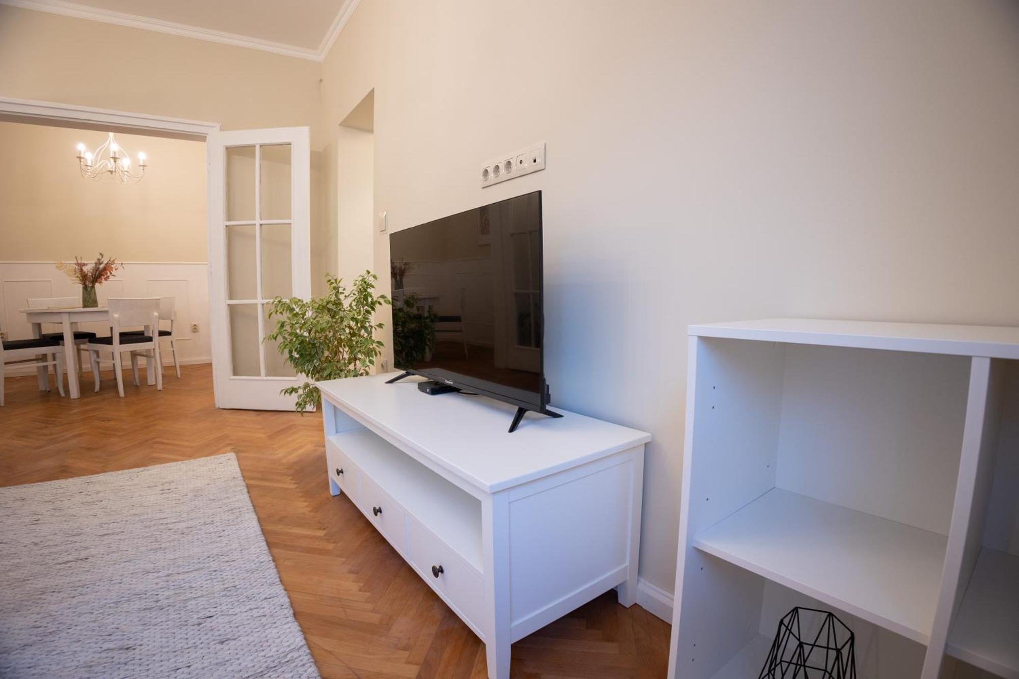 Planeta Dos Sonhos - Fast Wi-Fi, 1Bdr, Top Centre София Экстерьер фото
